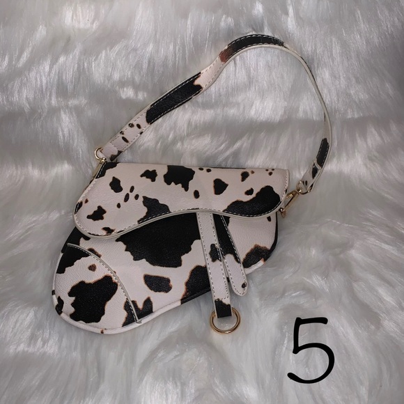 Purse - Picture 1 of 1